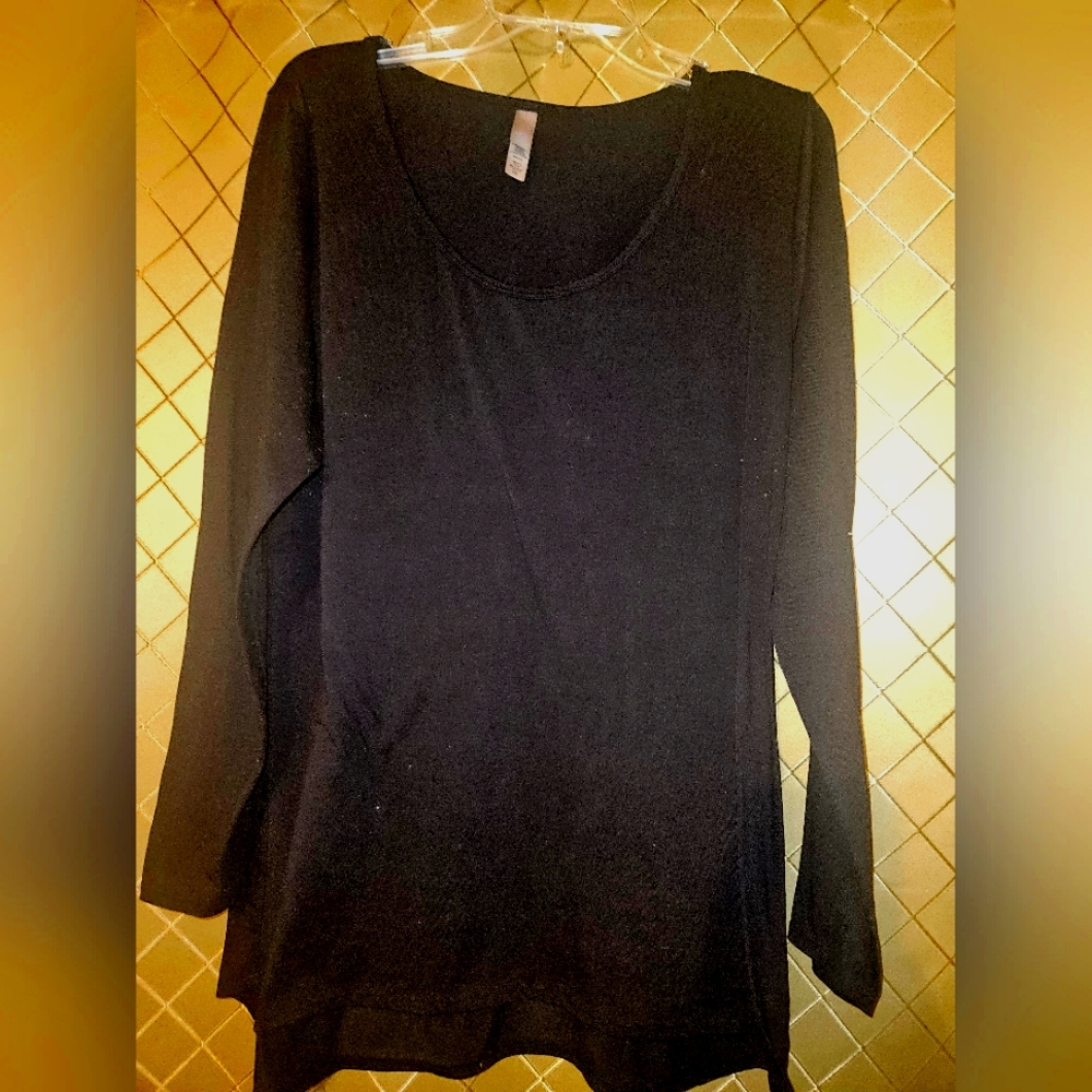 Lularoe 2xl black long sleeve t shirt